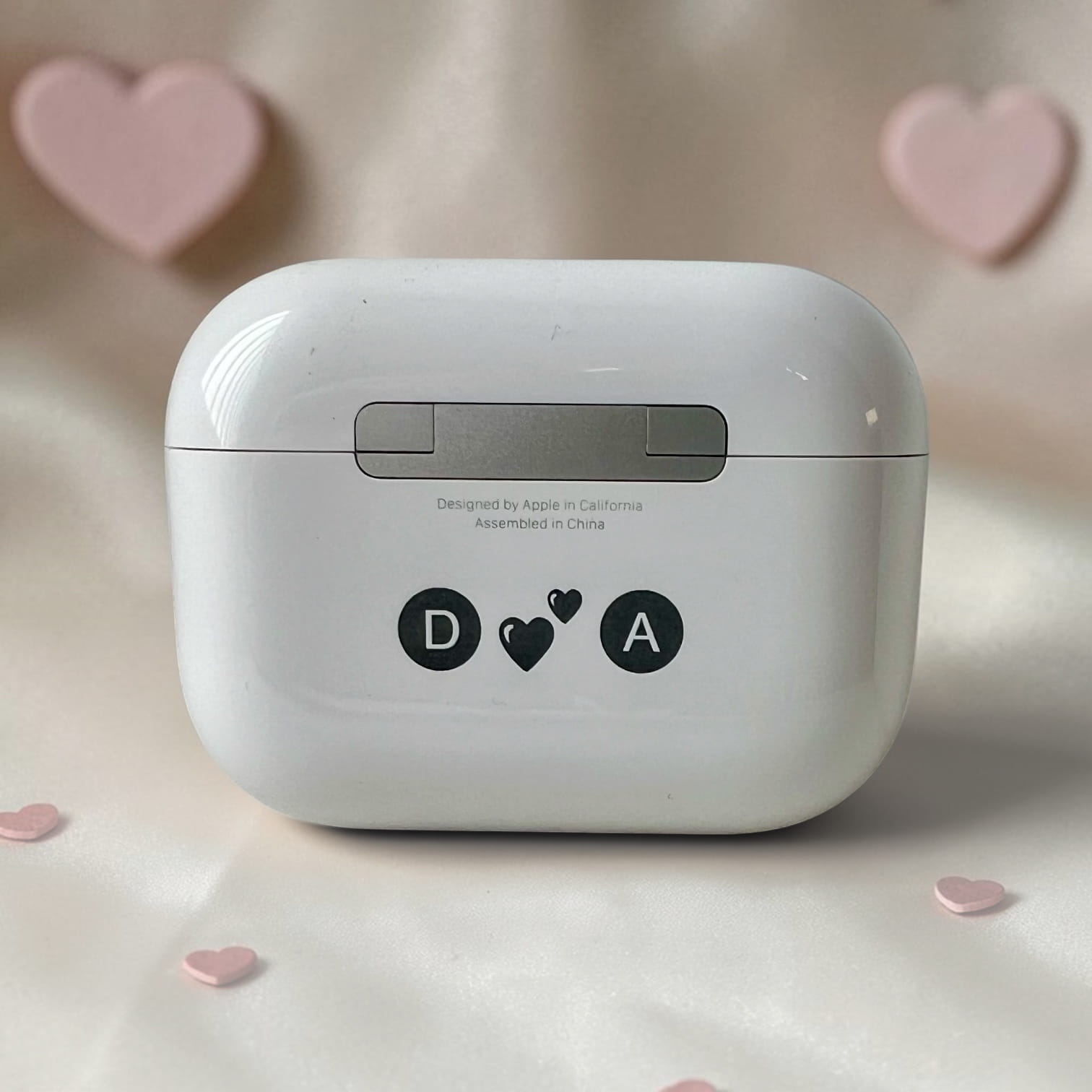 Boîtier d'écouteurs Apple AirPods avec gravure personnalisée sur-mesure à Lyon